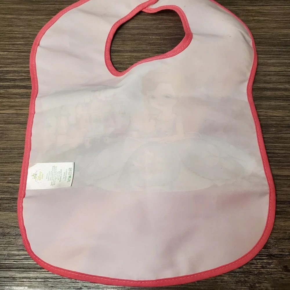 Disney Baby SOFIA THE FIRST Water Resistant Feeding Toddler Bib W/ Pocket Catch